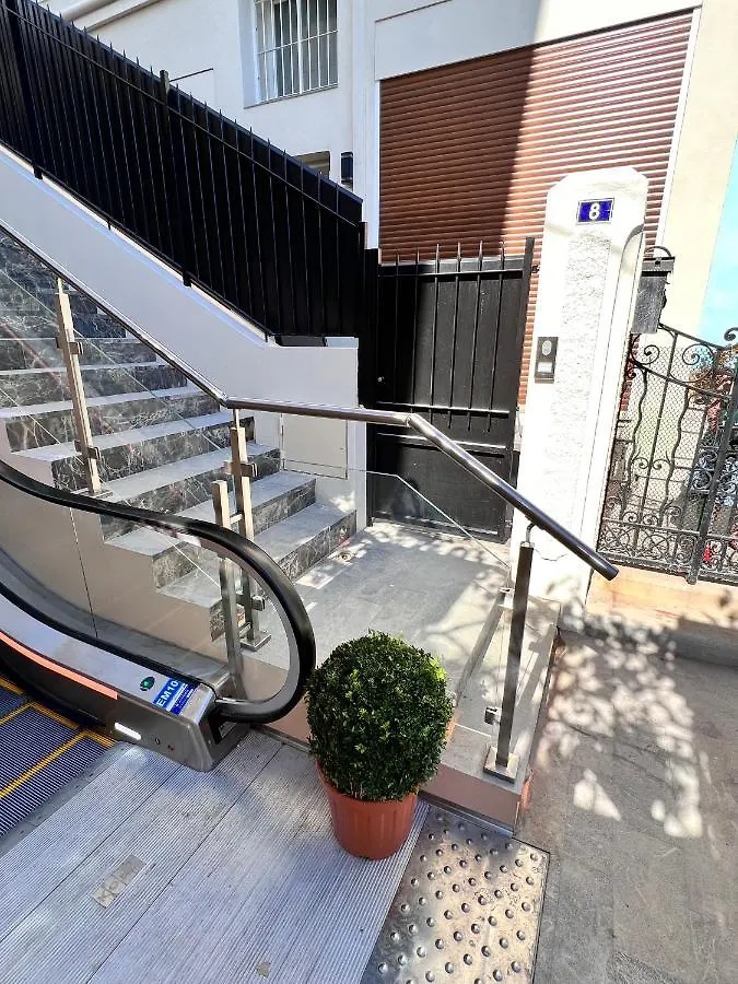 Loft Chic Et Moderne, Deco Industrielle Apartment Beausoleil