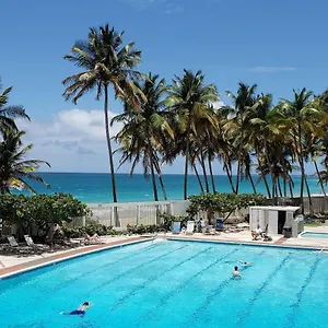 https://1-bedroom-balcony-ocean-view-beach-and-pool-washerdryer.comcaribbean.com